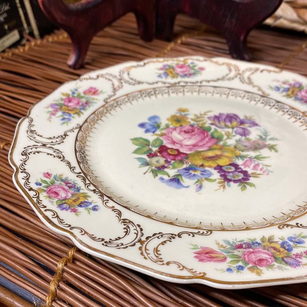 Antique Continental Ivory Germany Queens Bouquet 7.5" Plate - Picture 7 of 8